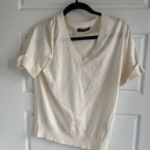 Banana Republic Cream V-Neck Short Sleeve Top